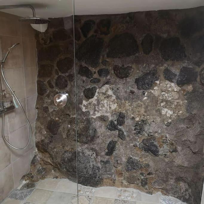 Souterrain Fuer Max 2 P., Bad, Aussenkueche, Garten Ґуімар Екстер'єр фото